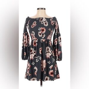 205 long sleeve gray with flower dress